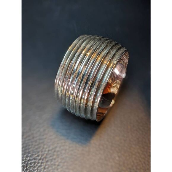 Antique Silver plated and porshlin napkin holders. Made in the Philippines - Picture 7 of 13